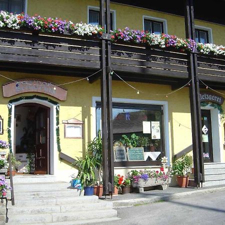 Gasthof-Metzgerei-Pension Schierlitz 림바흐 외부 사진